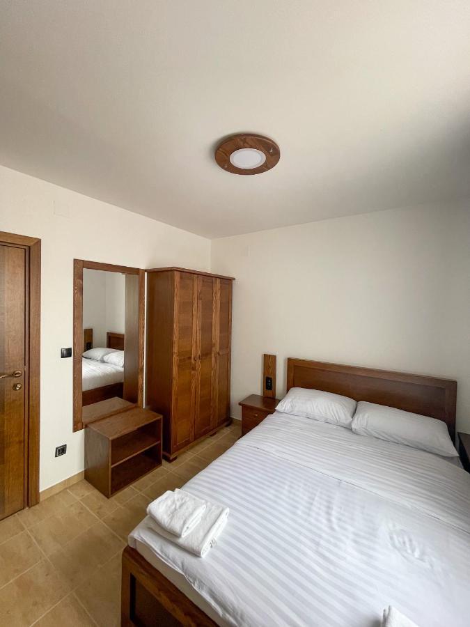 Apartments & Rooms Brijest Plav Dış mekan fotoğraf